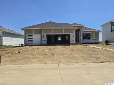 10905 N 160 Street, Bennington, NE 68007