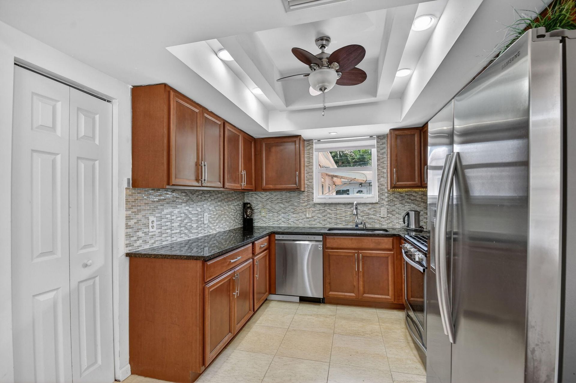 328 Monroe Drive, West Palm Beach, FL 33405 Photo