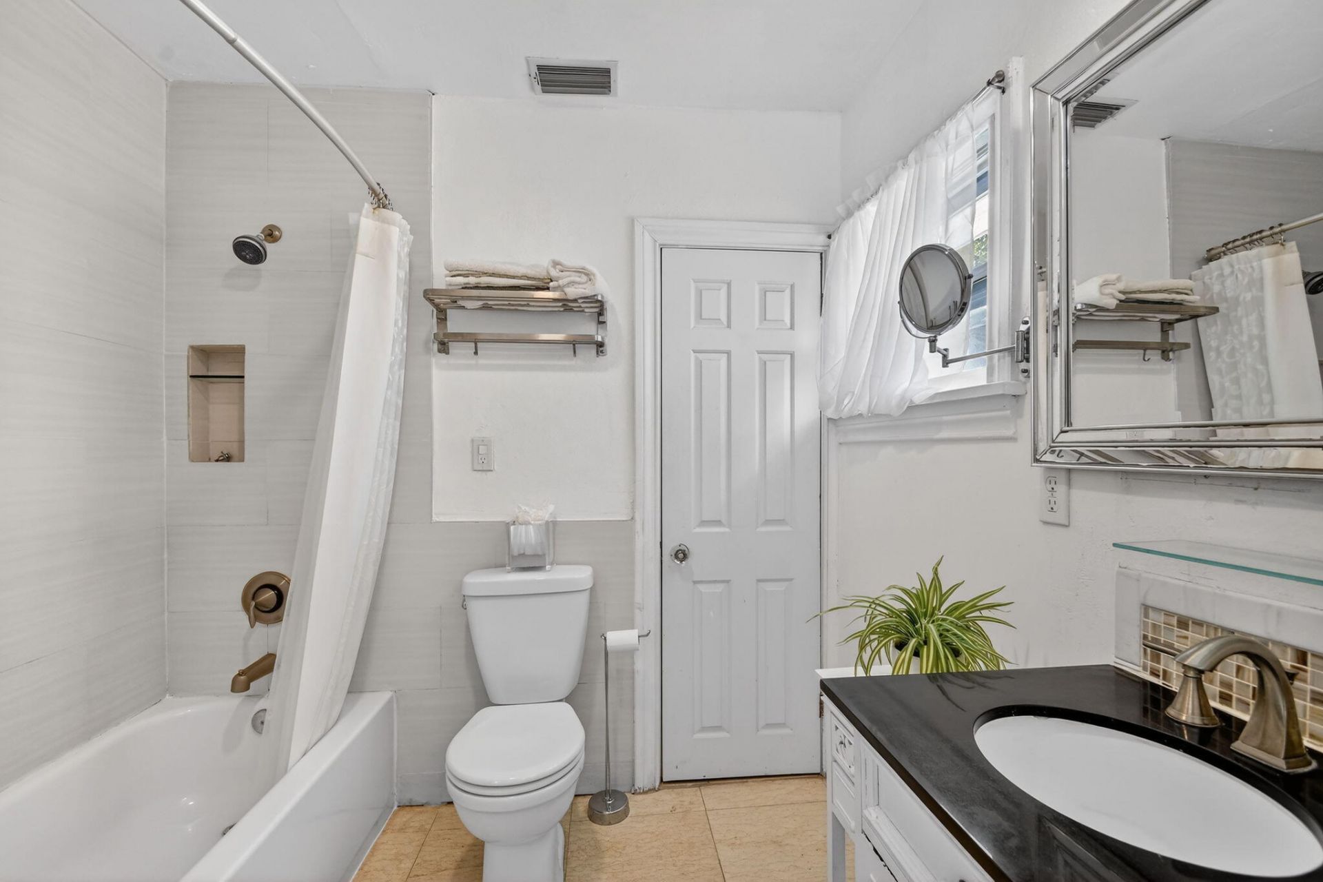 328 Monroe Drive, West Palm Beach, FL 33405 Photo