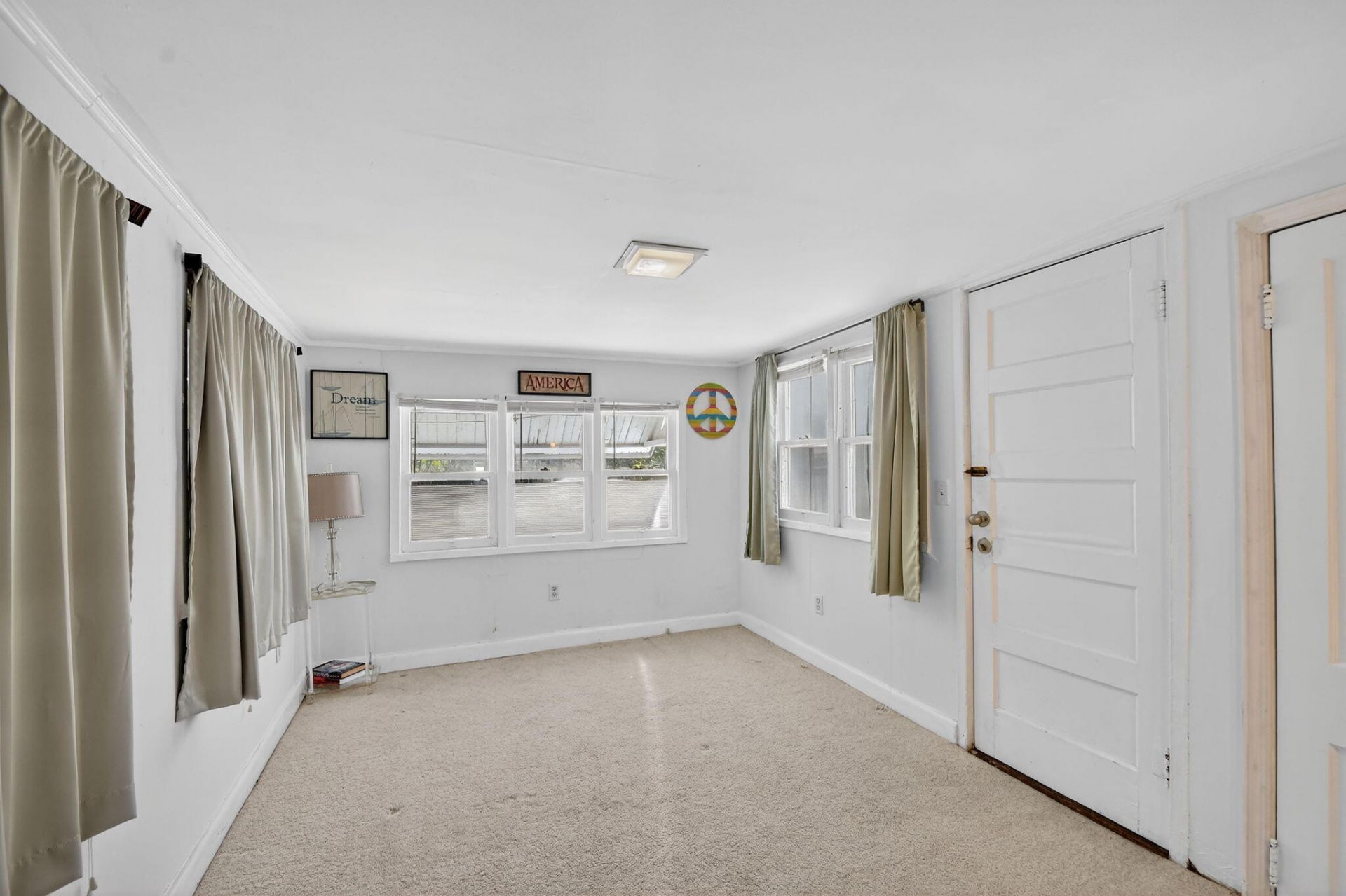 328 Monroe Drive, West Palm Beach, FL 33405 Photo