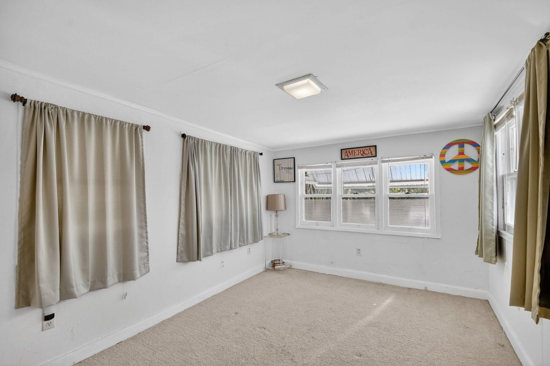 328 Monroe Drive, West Palm Beach, FL 33405 Photo