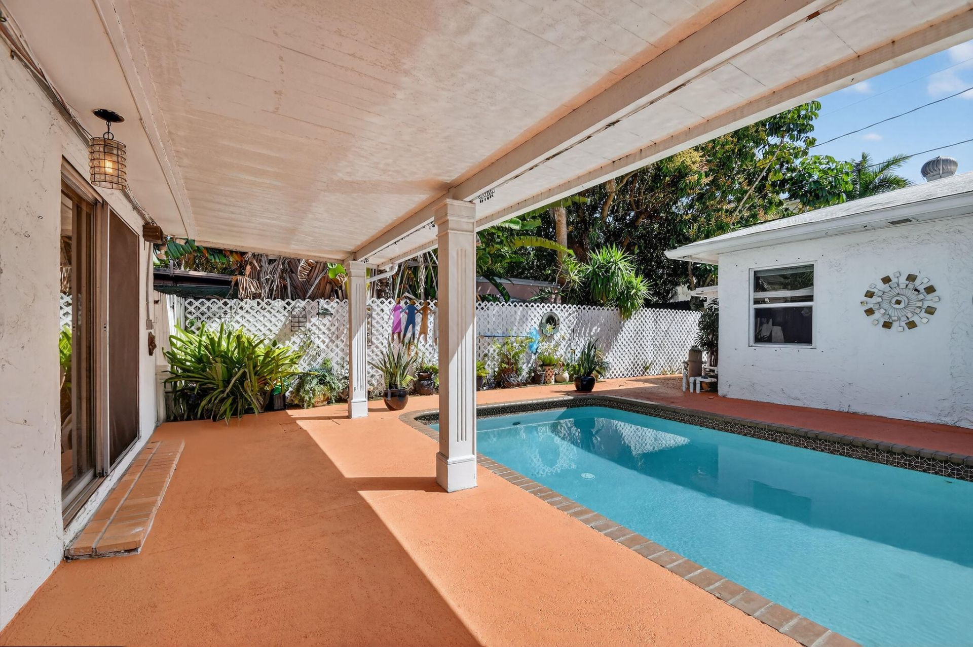 328 Monroe Drive, West Palm Beach, FL 33405 Photo