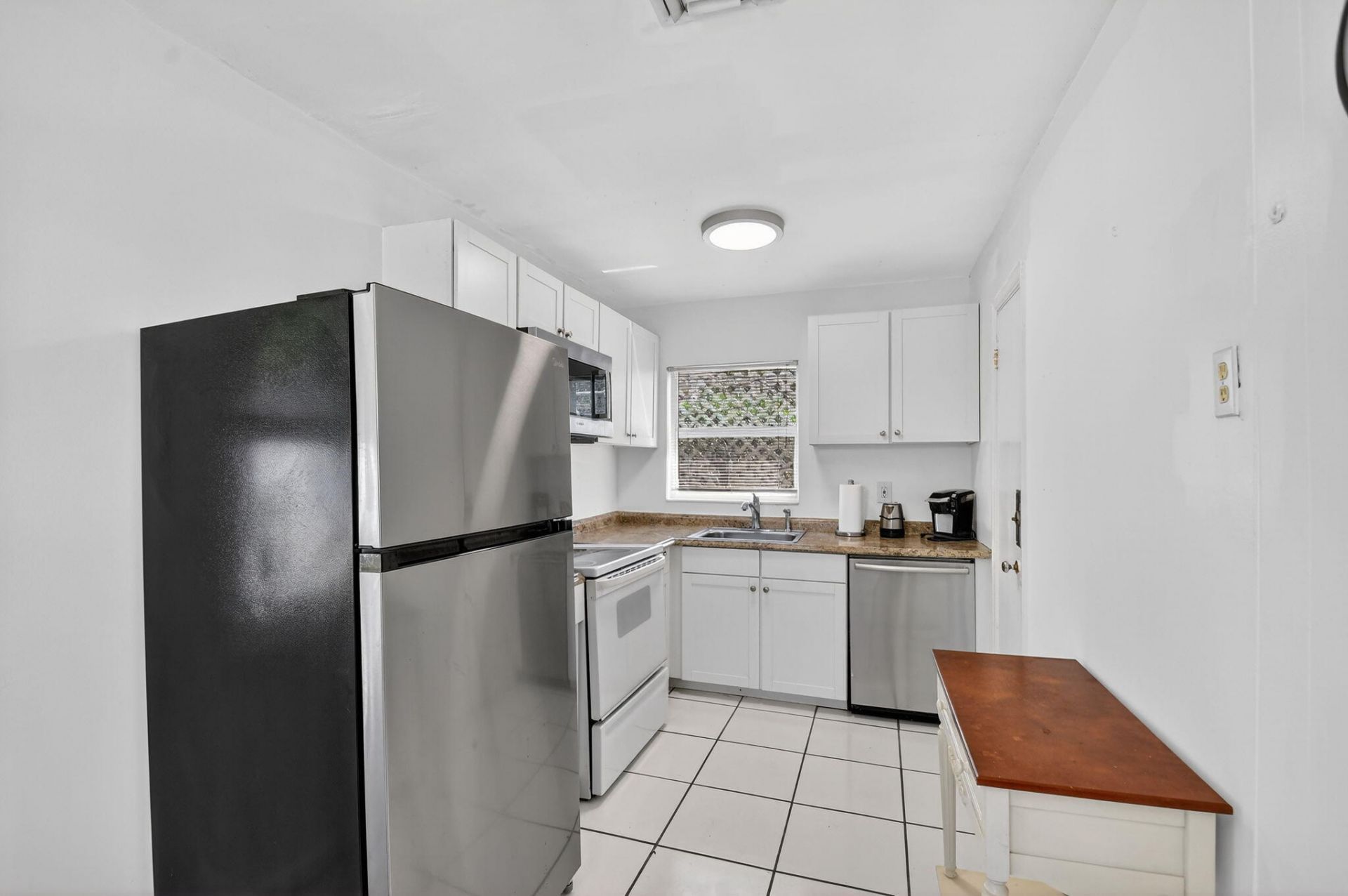 328 Monroe Drive, West Palm Beach, FL 33405 Photo