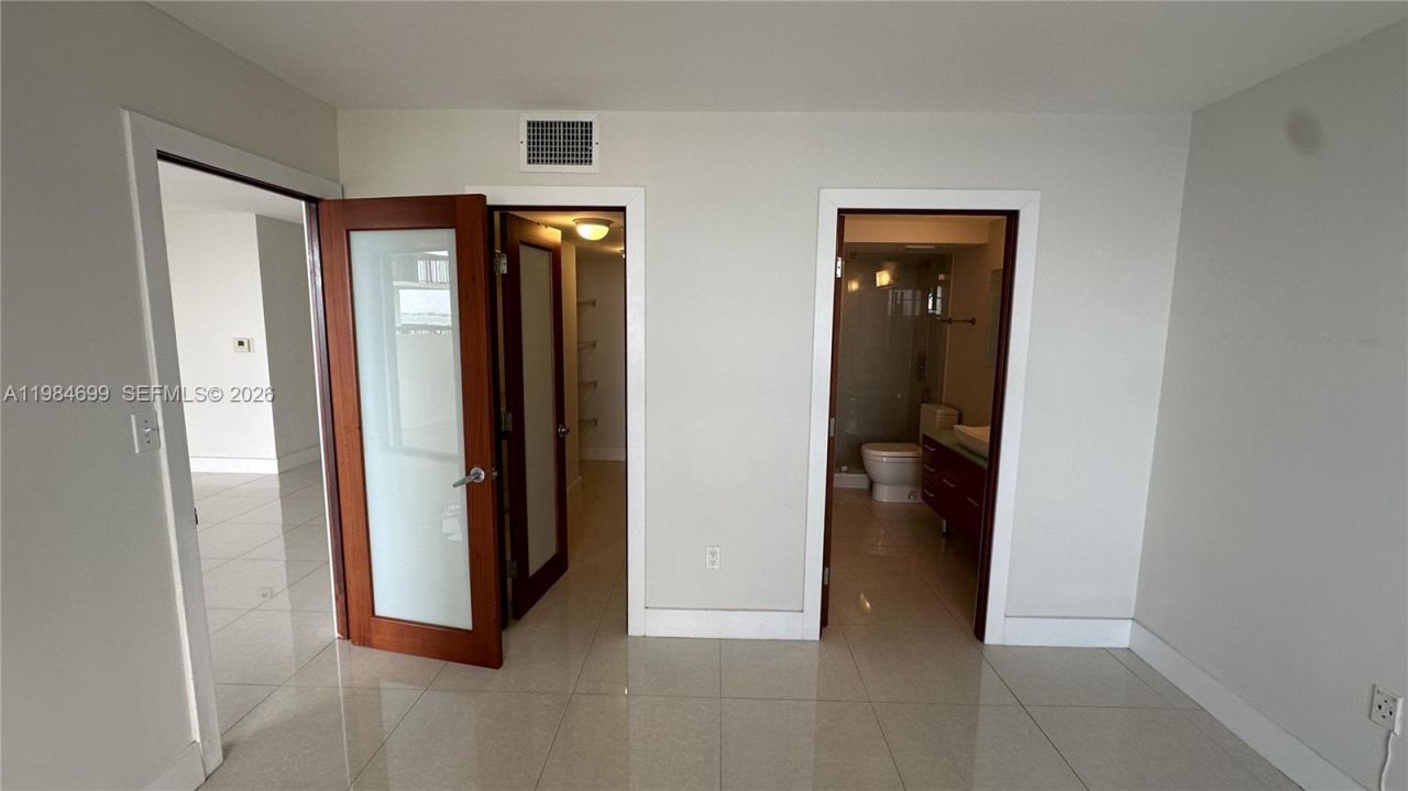 2333 Brickell Ave, Unit 1009, Miami, FL 33129 Photo