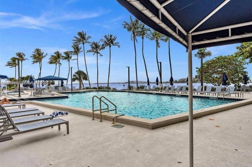 2333 Brickell Ave, Unit 1009, Miami, FL 33129 Photo