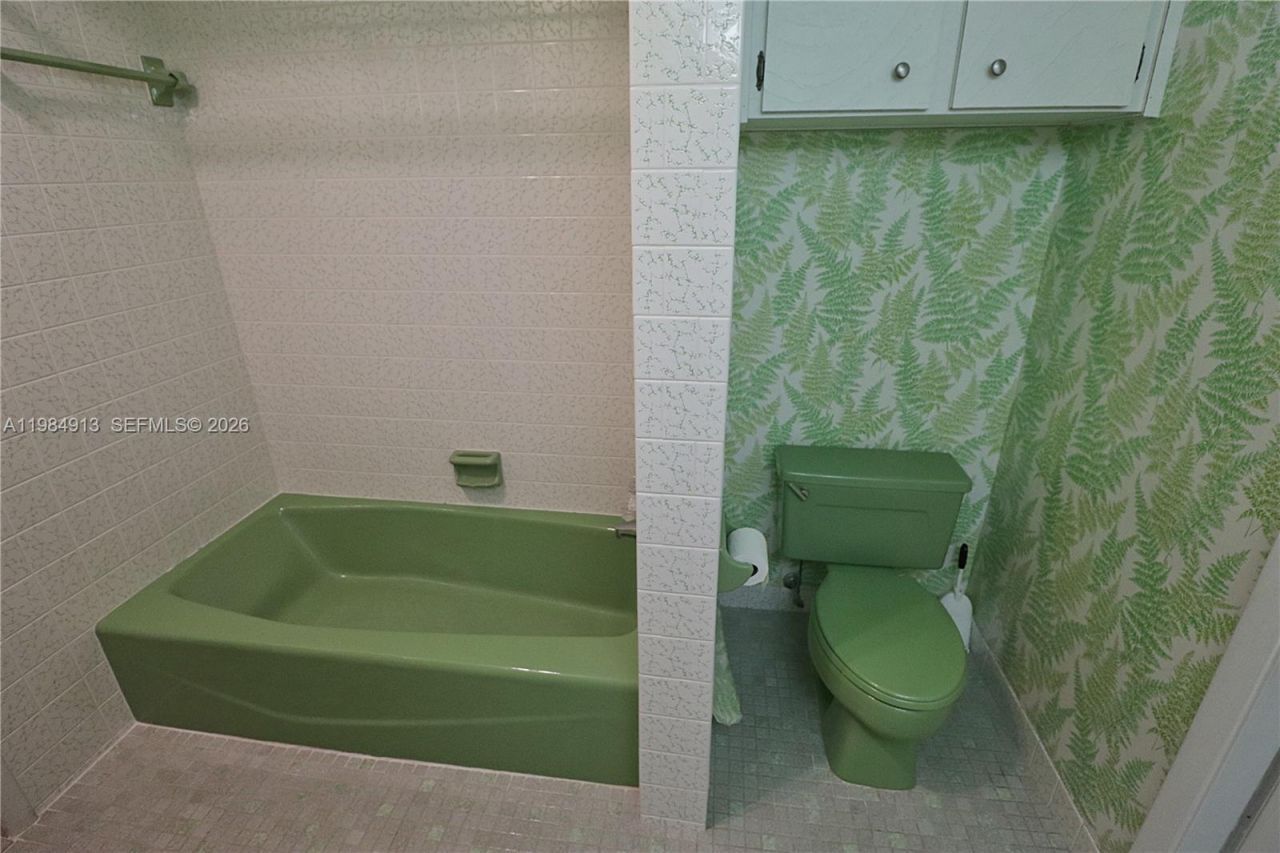 11820 Sheridan St , Pembroke Pines, FL 33026 Photo