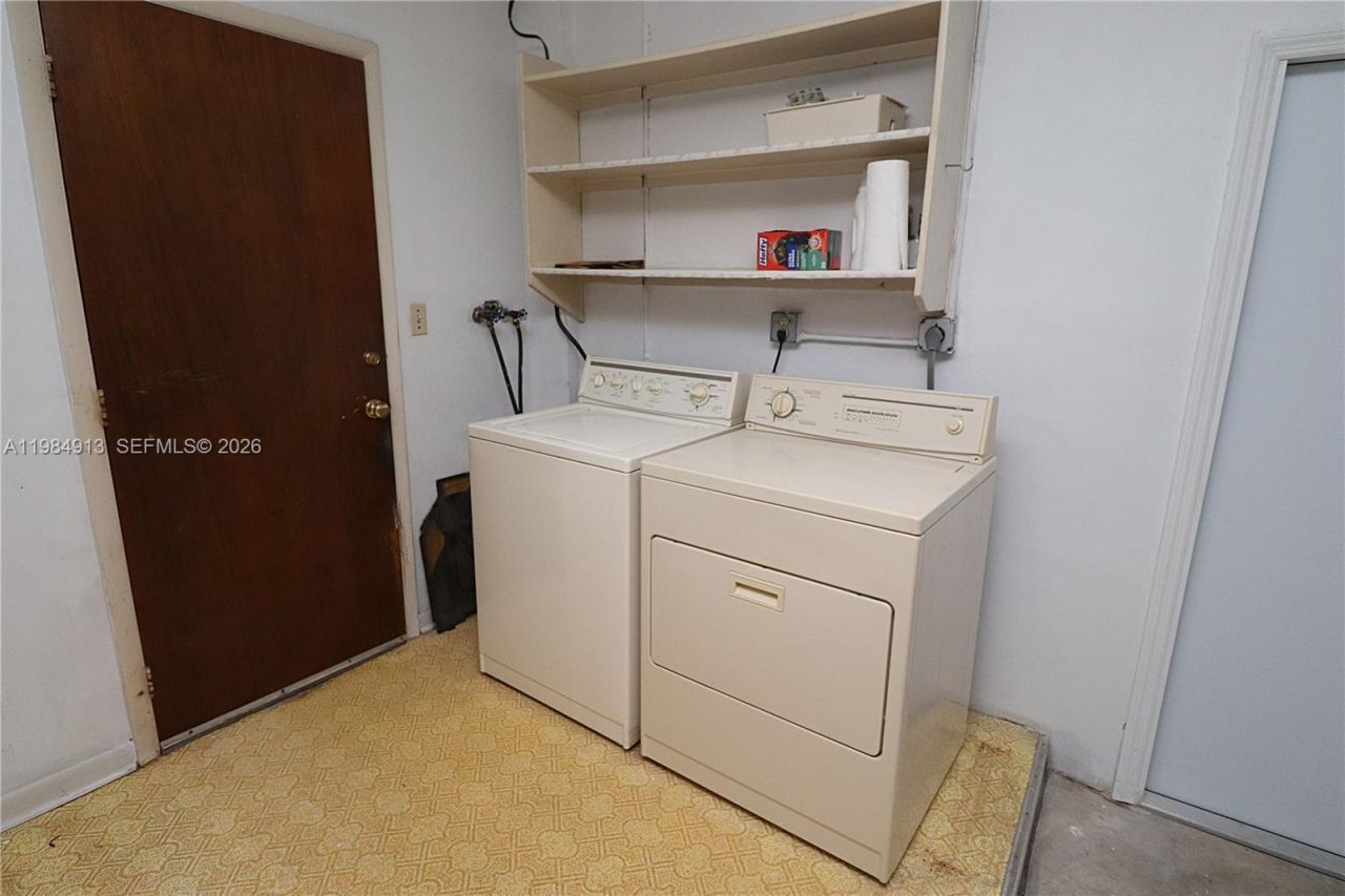 11820 Sheridan St , Pembroke Pines, FL 33026 Photo