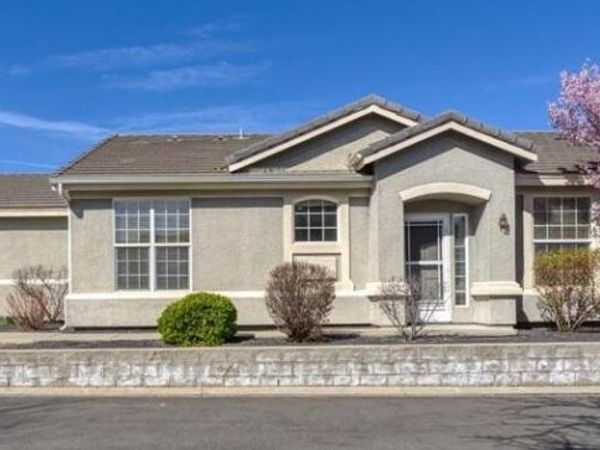 10543 Iron Point Circle, Reno, NV 89521