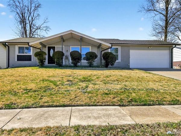 3027 Westminster Drive , Florissant, MO 63033