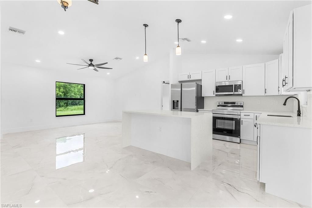3402 25th St Sw, Lehigh Acres, FL 33976 Photo