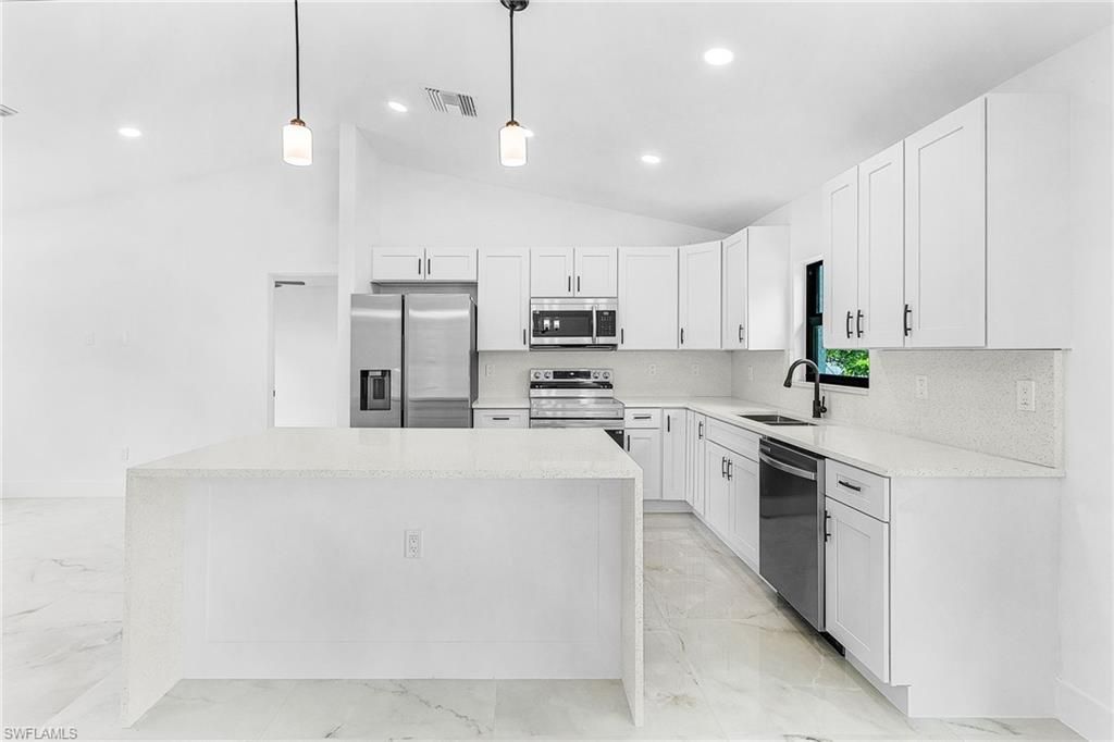 3402 25th St Sw, Lehigh Acres, FL 33976 Photo