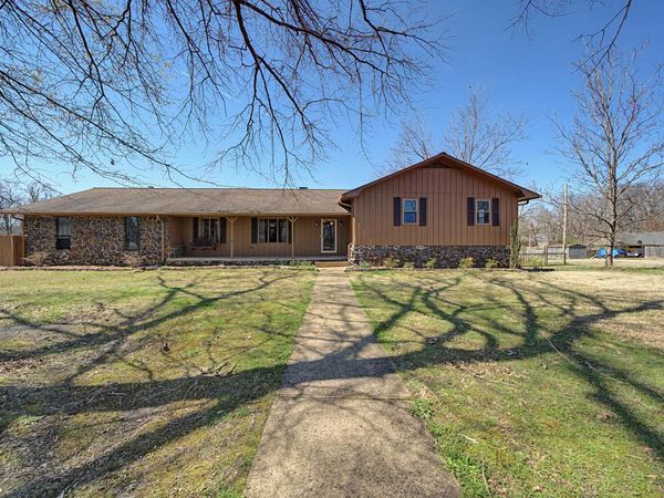 3901 Worsham Dr., Corinth, MS 38834