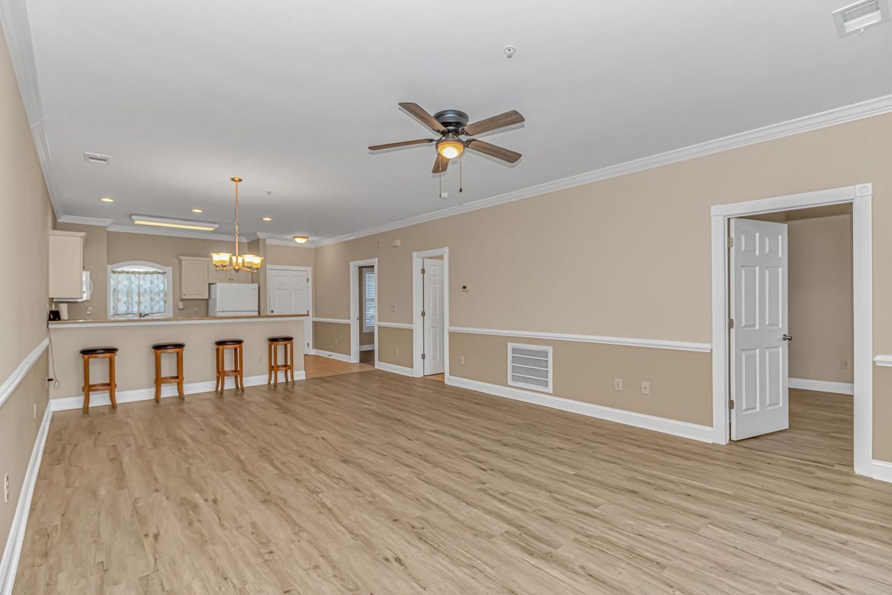 109 South Shore Blvd. Photo 15