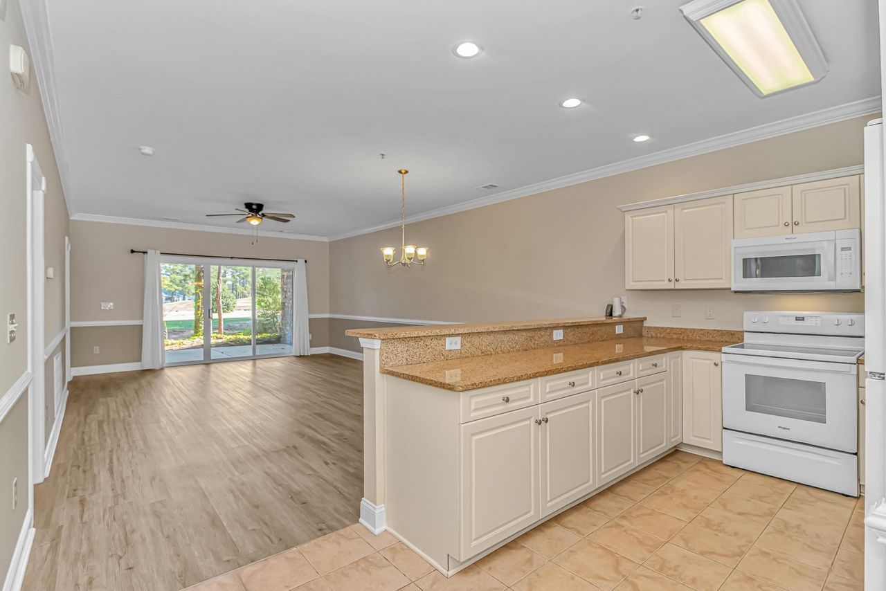 109 South Shore Blvd. Photo 7