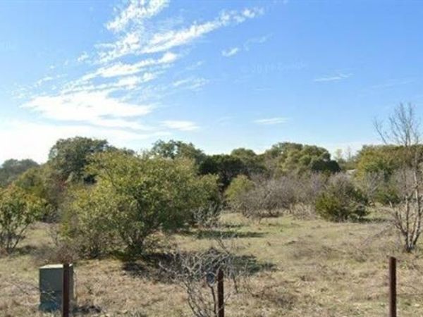 2600 Alta Vista Court, Granbury, TX 76049