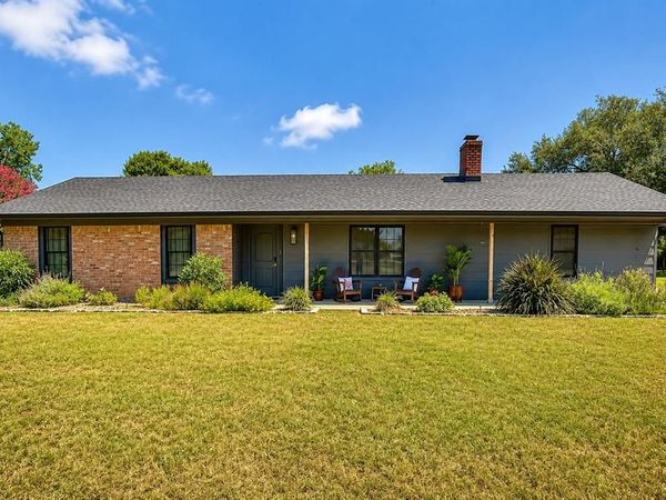 1190 Greenwood Lane, Waco, TX 76705