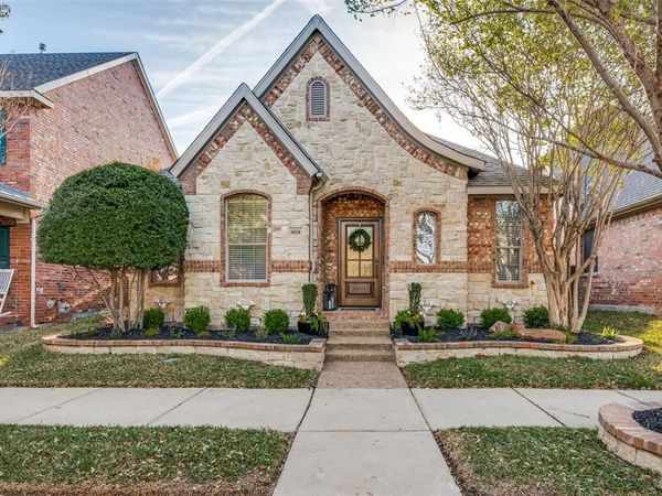 6020 Bosque River Court, North Richland Hills, TX 76180
