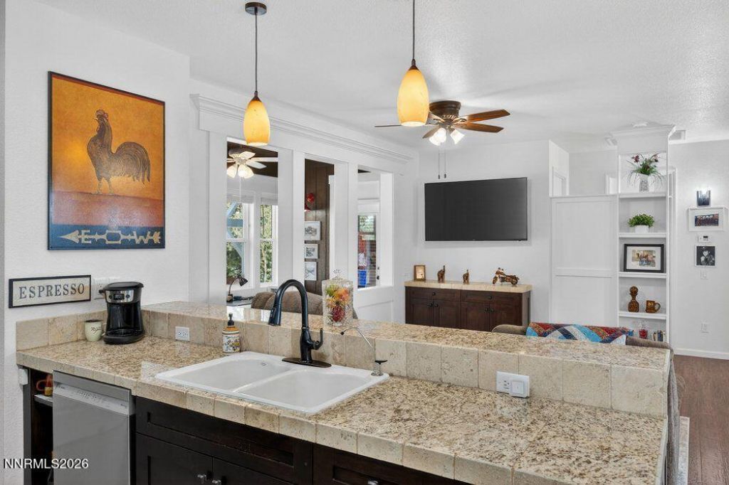 2300 Cartwright Road, Reno, NV 89521 Photo