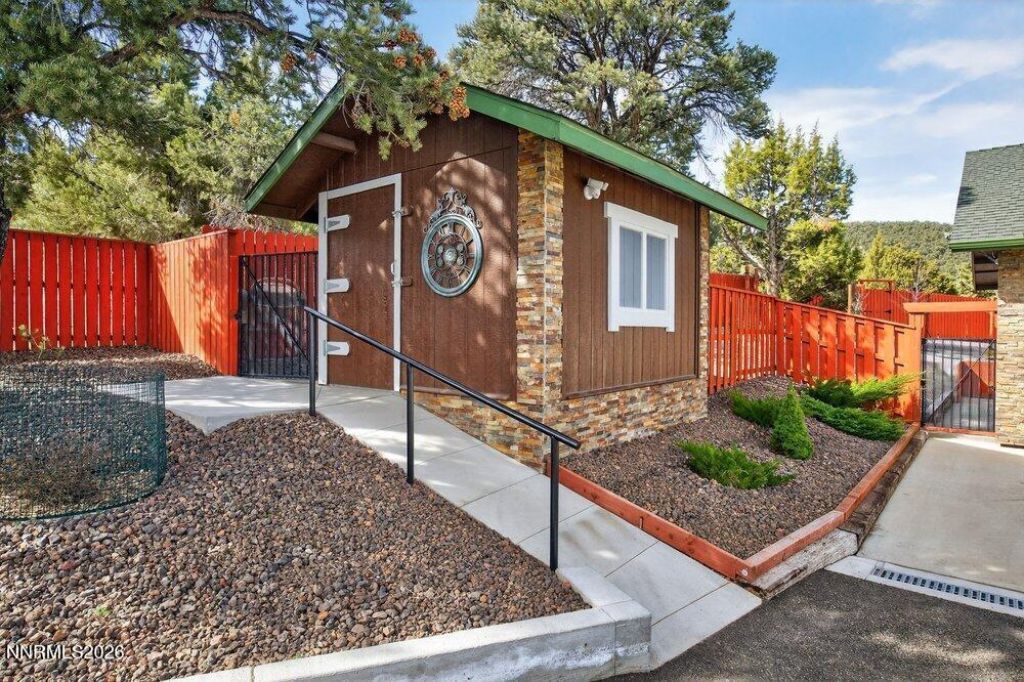 2300 Cartwright Road, Reno, NV 89521 Photo