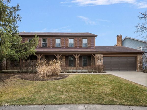 2432 Auburn Lane , Northbrook, IL 60062