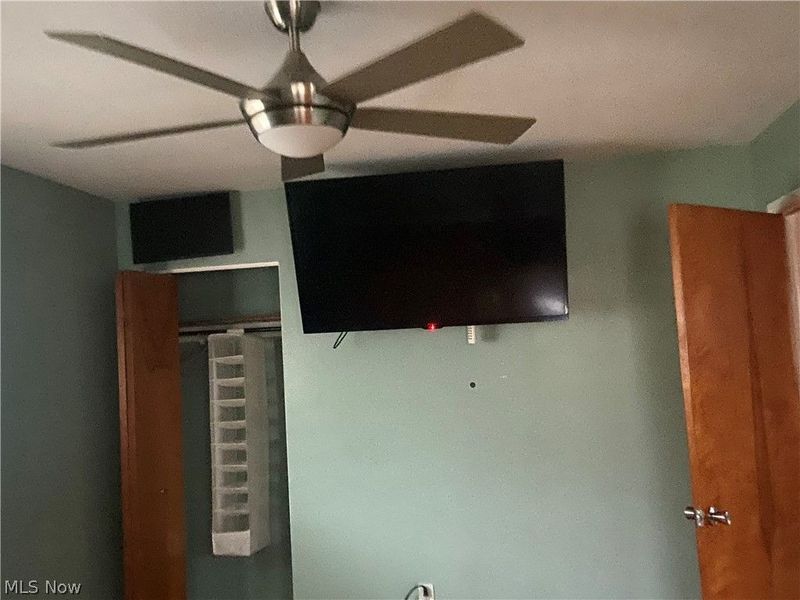 16307 Highview Drive, Cleveland, OH 44128 Photo 20