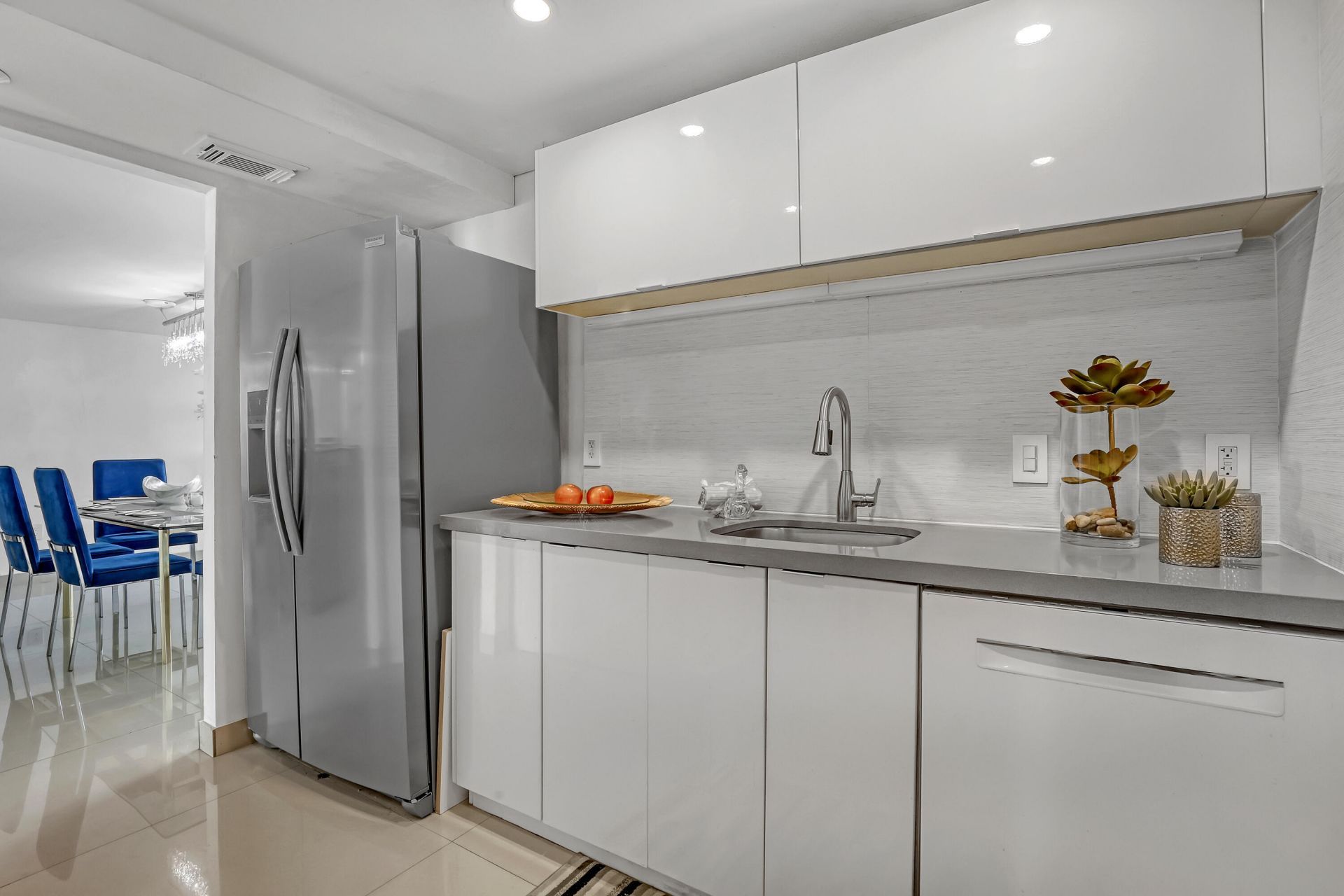 5600 N Flagler Drive, Unit 1510, West Palm Beach, FL 33407 Photo