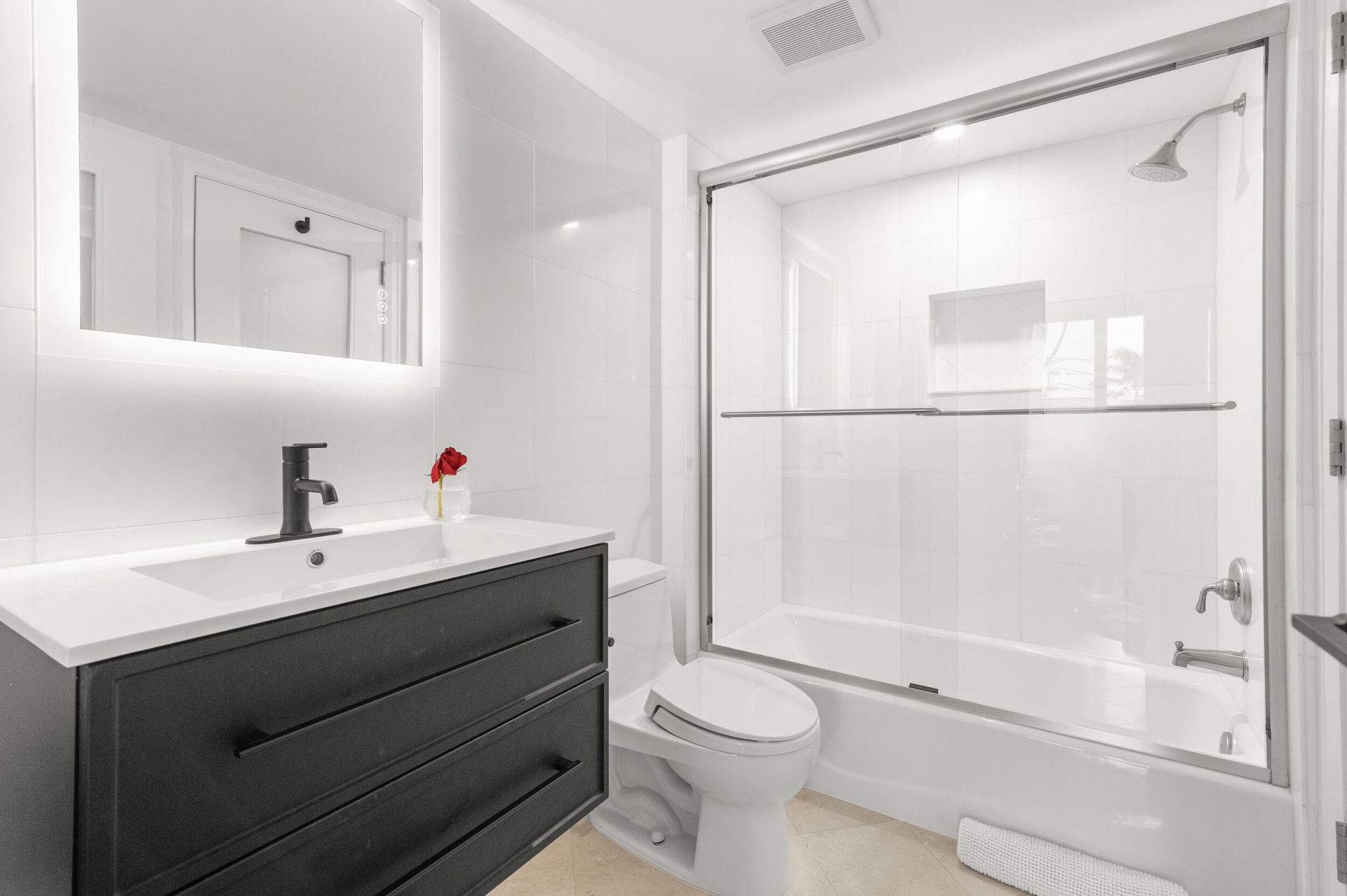 170 Chilean Avenue, Unit 3c, Palm Beach, FL 33480 Photo