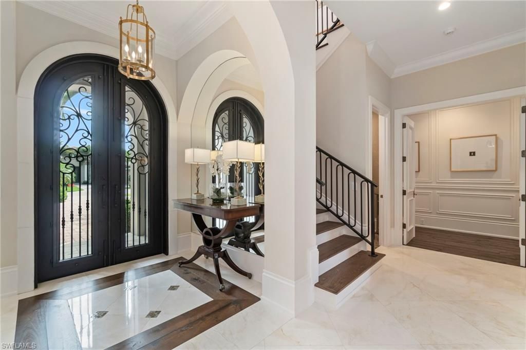 2225 Miramonte Ct, Naples, FL 34105 Photo