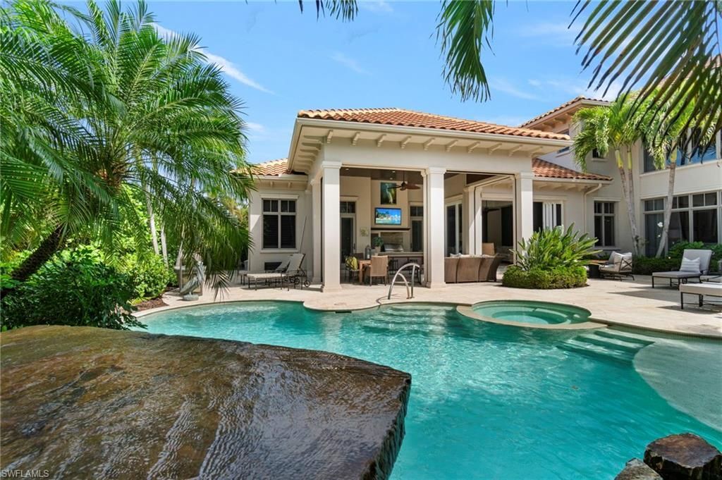 2225 Miramonte Ct, Naples, FL 34105 Photo