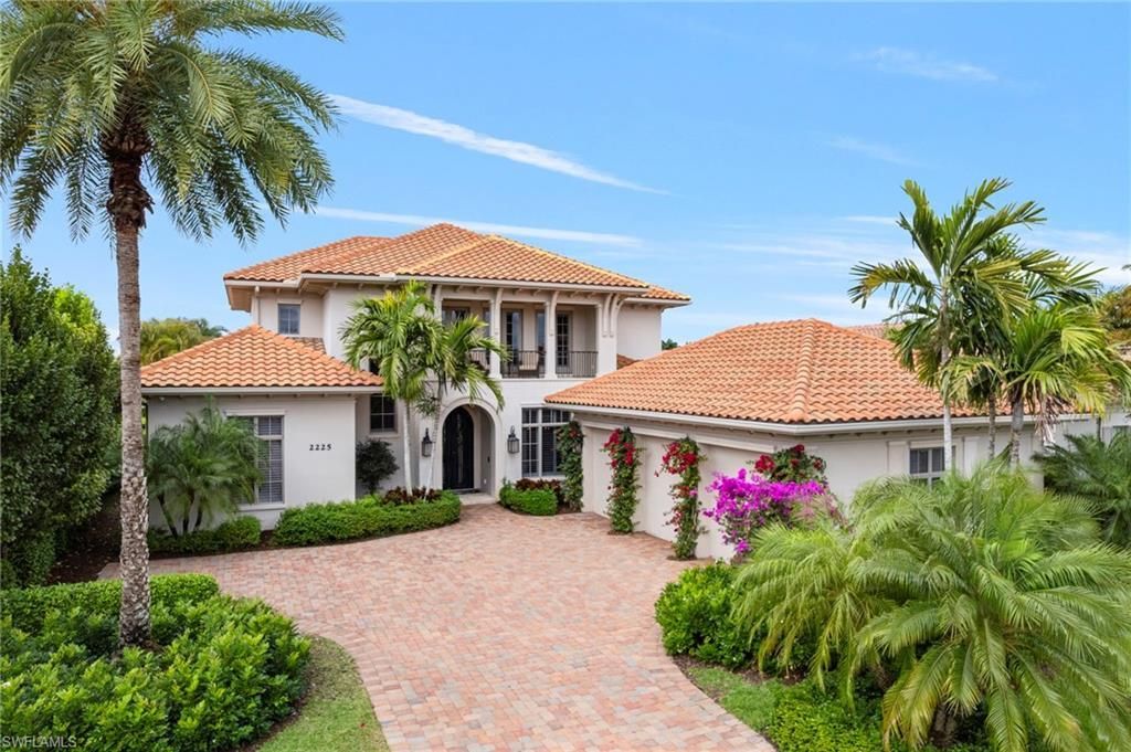 2225 Miramonte Ct, Naples, FL 34105 Photo