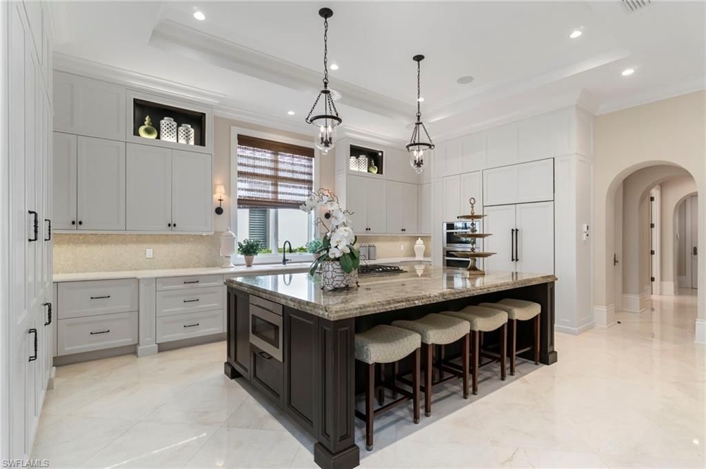 2225 Miramonte Ct, Naples, FL 34105 Photo