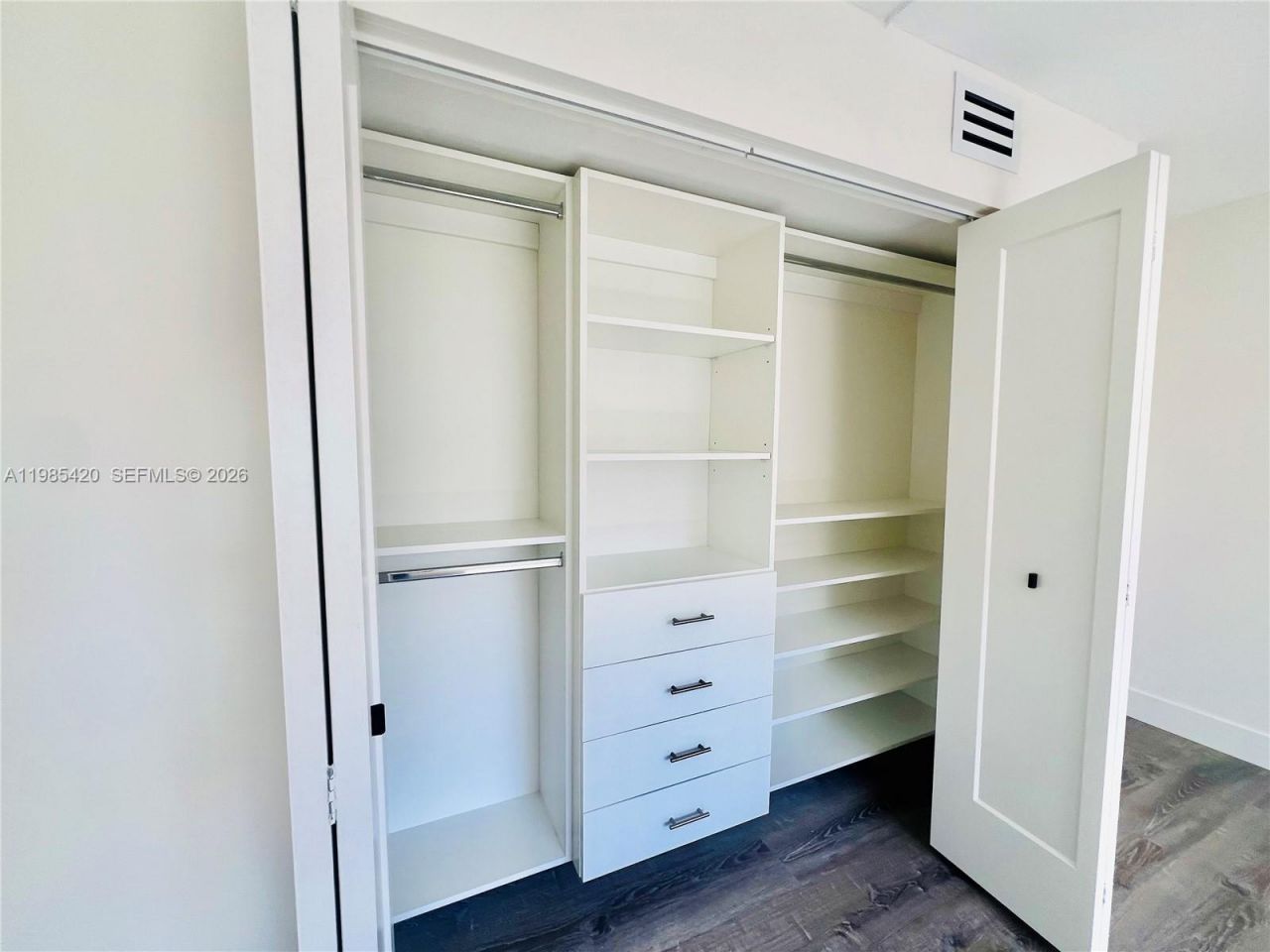 201 Jefferson Ave , Unit 4C, Miami Beach, FL 33139 Photo