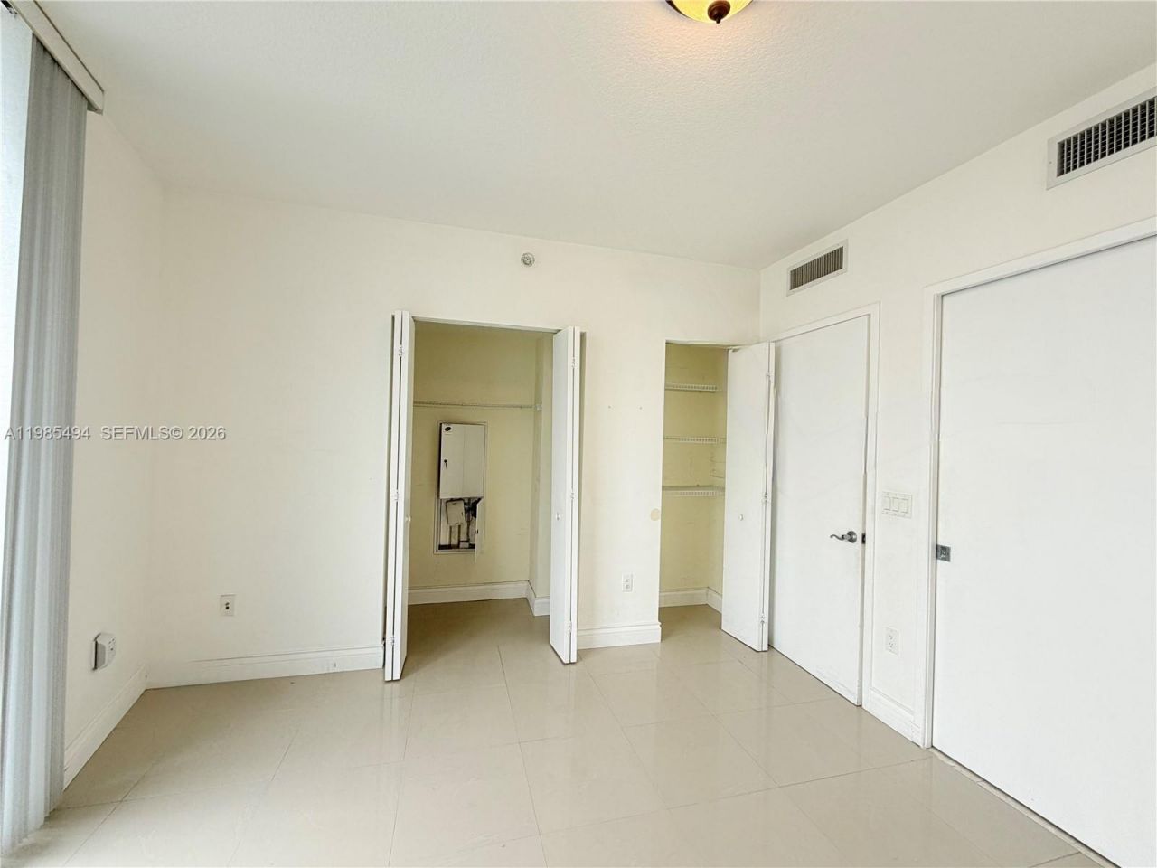 185 SW 7th St, Unit 3304, Miami, FL 33130 Photo