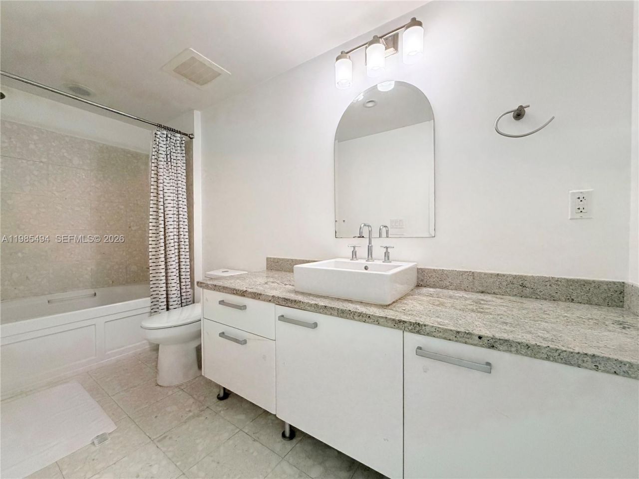 185 SW 7th St, Unit 3304, Miami, FL 33130 Photo