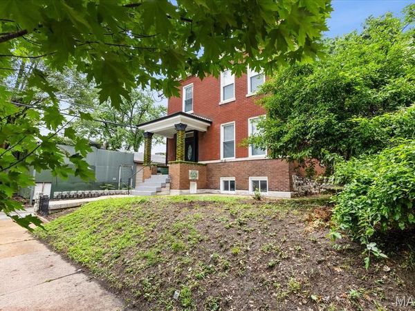4273 Juniata Street, St Louis, MO 63116