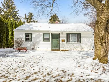 116 Cimarron Drive, Rochester, NY 14620