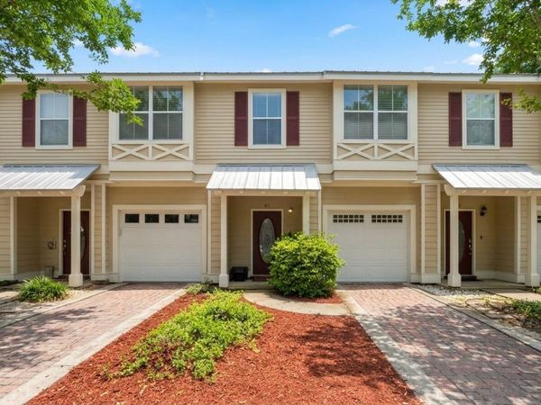 401 Twin Lakes Lane, Destin, FL 32541