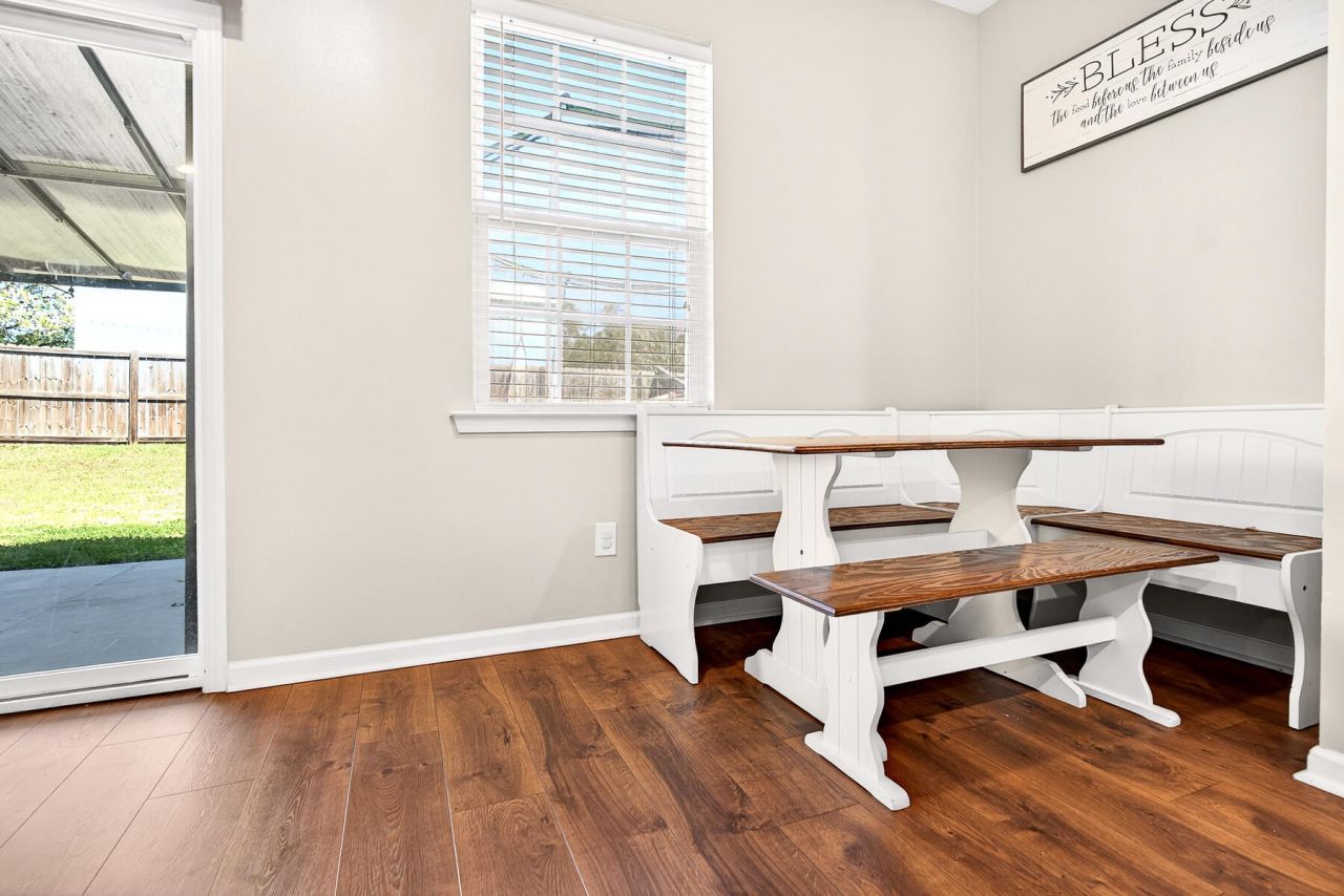 132 Lakestone Road Photo 22