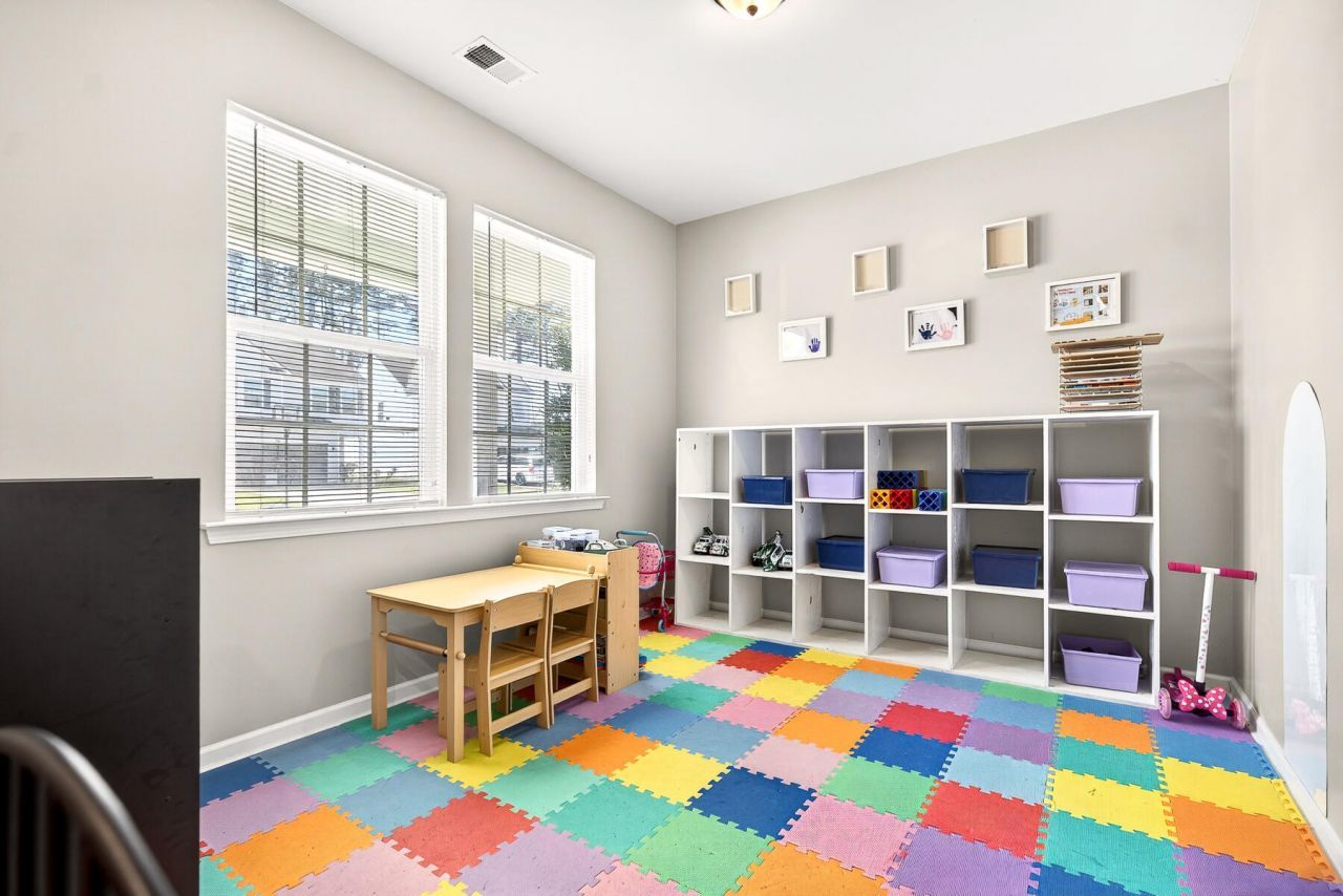 132 Lakestone Road Photo 25