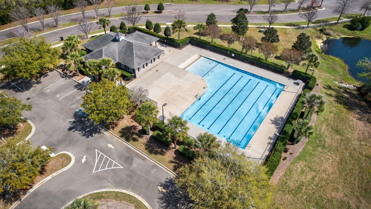 132 Lakestone Road Photo 52