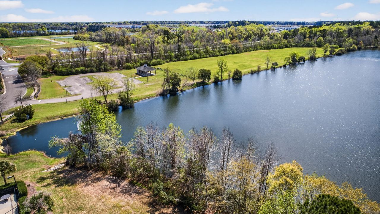 132 Lakestone Road Photo 53