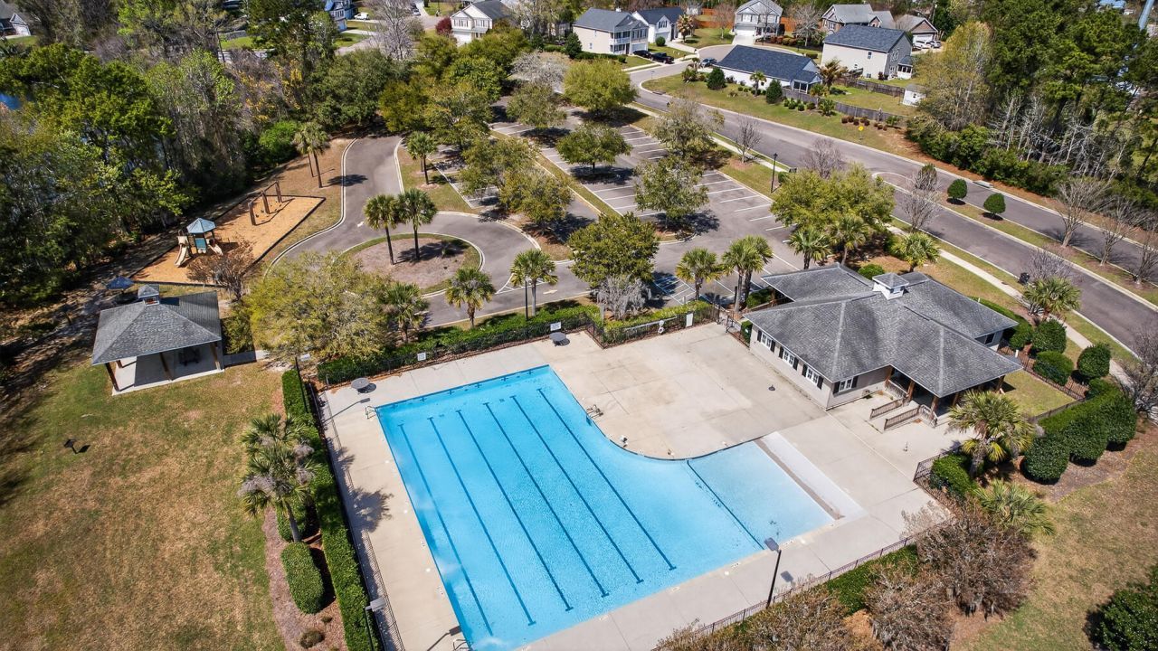 132 Lakestone Road Photo 55