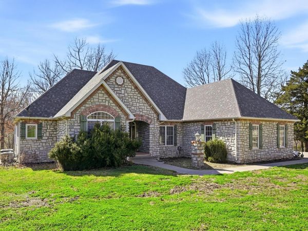 485 Jaguar Road , Goodman, MO 64843