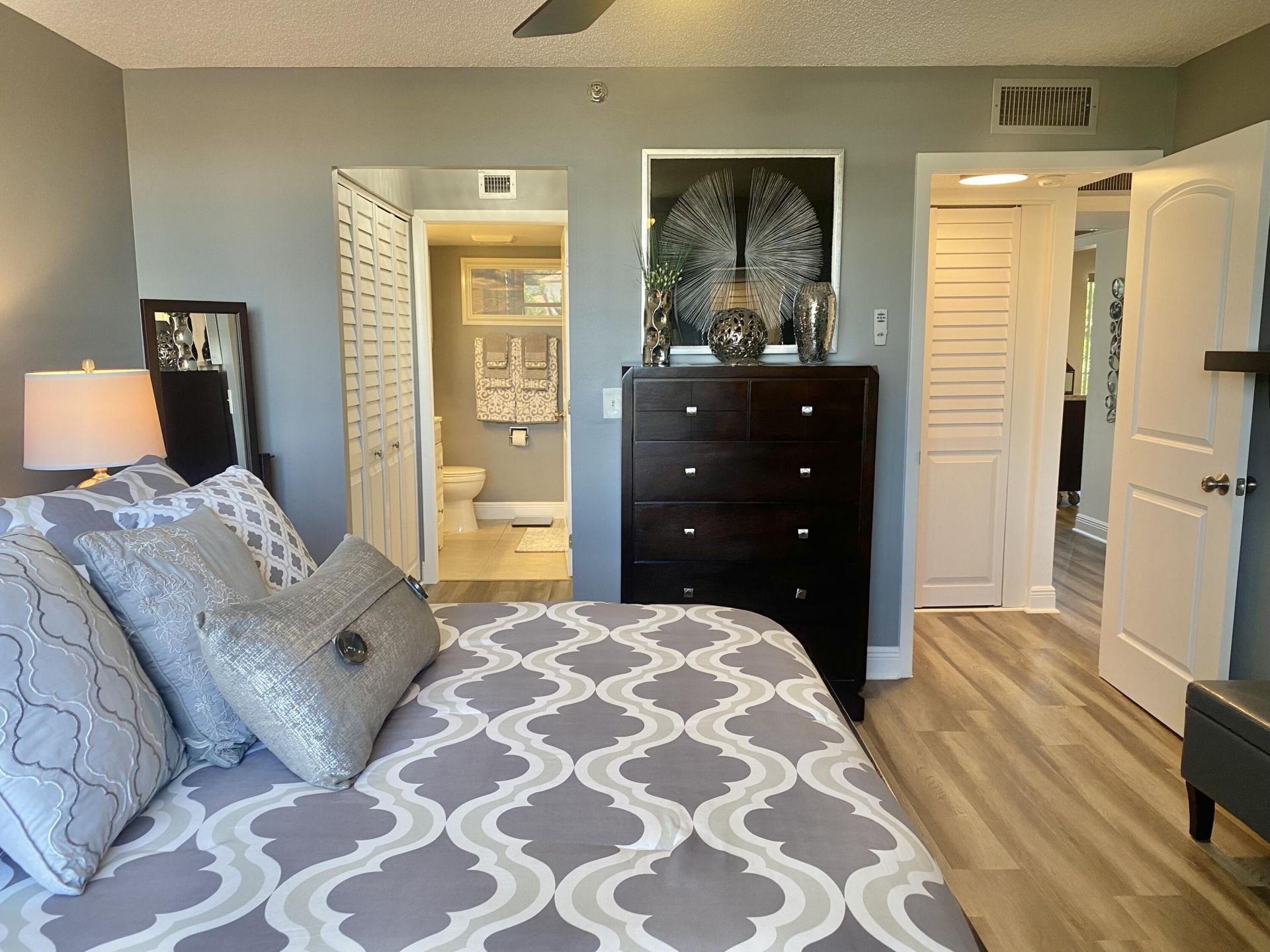 18 Royal Palm Way, Unit 306, Boca Raton, FL 33432 Photo