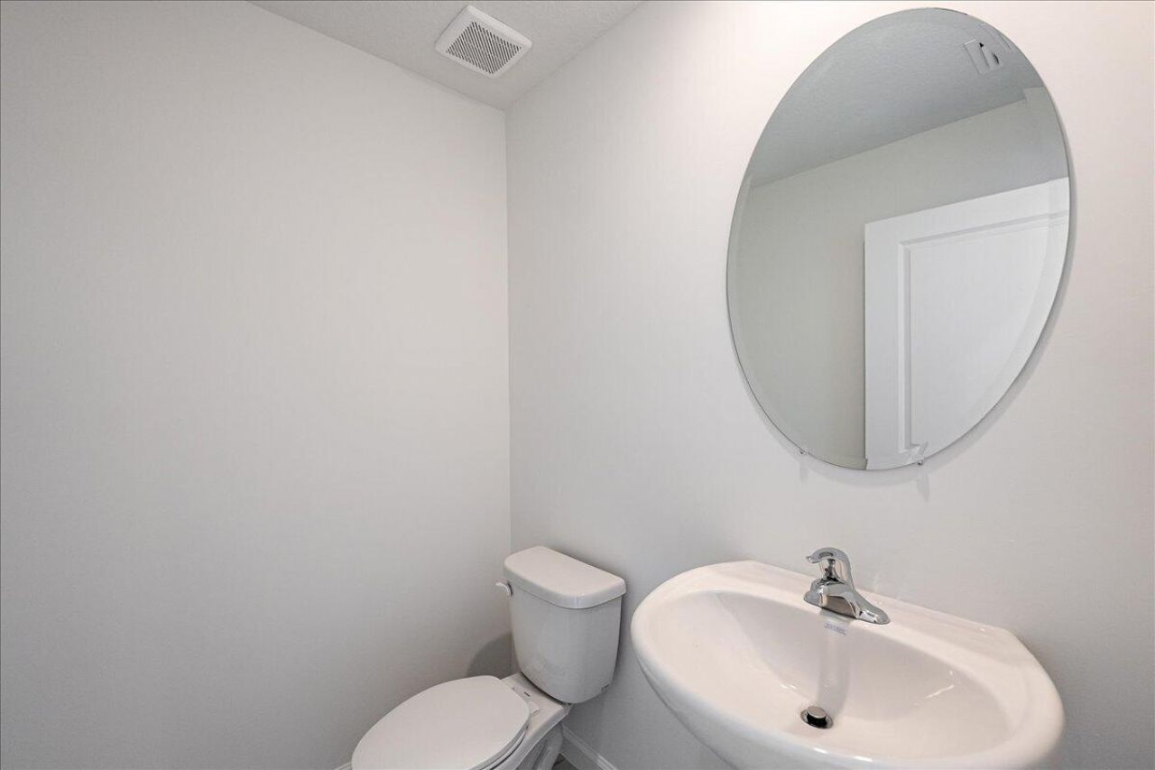 590 Salisbury Circle, Fort Pierce, FL 34982 Photo