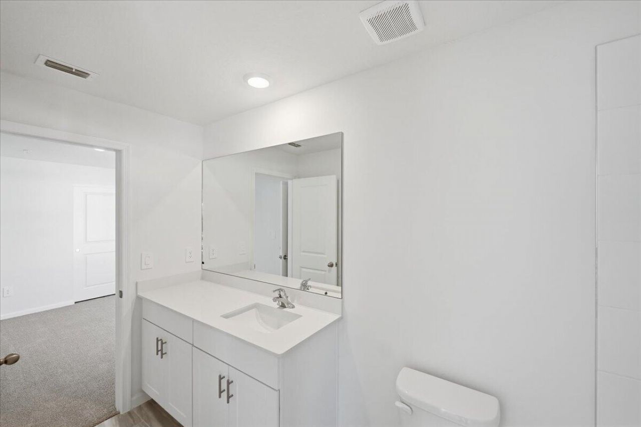 590 Salisbury Circle, Fort Pierce, FL 34982 Photo