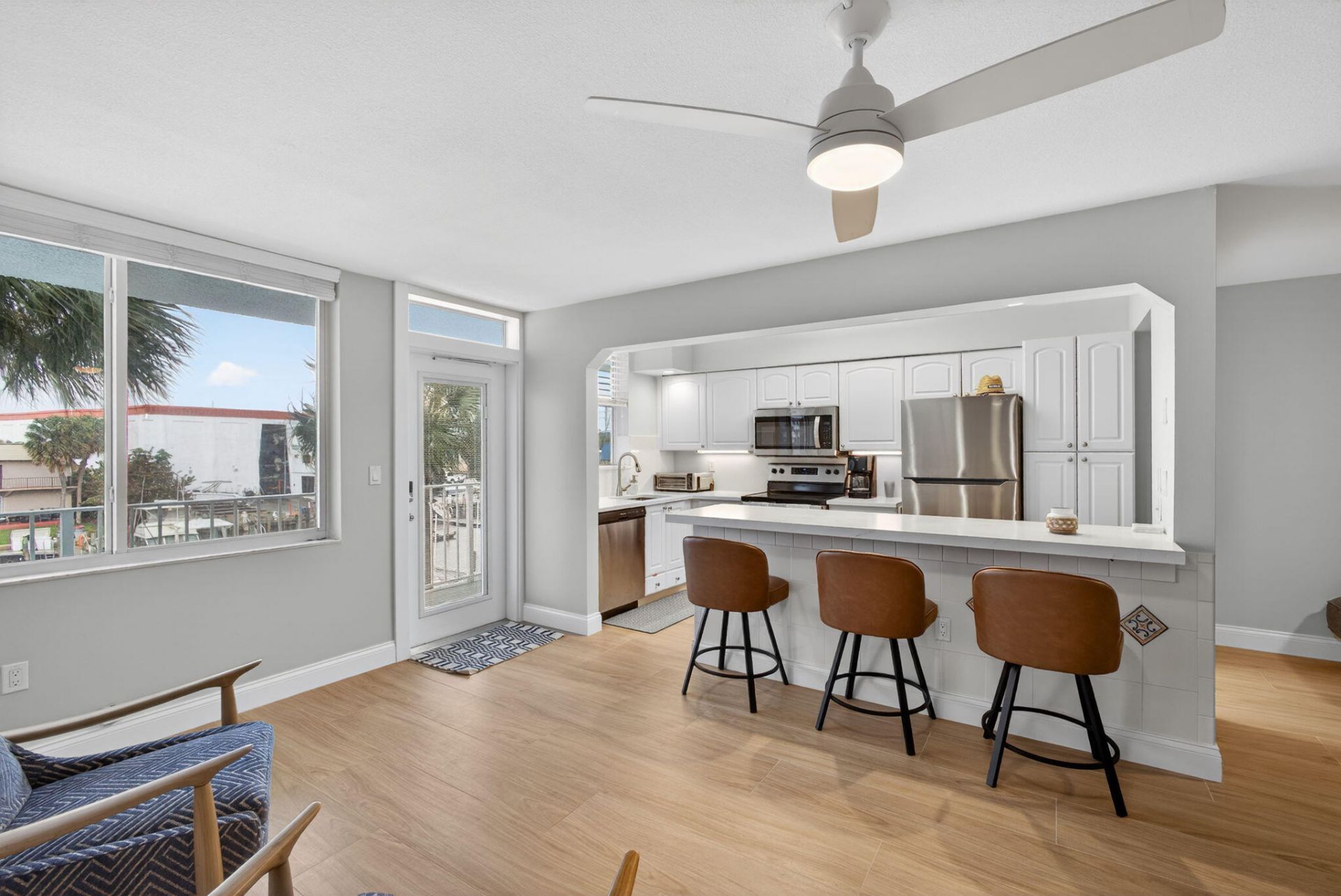 108 Paradise Harbour Boulevard, Unit 305, North Palm Beach, FL 33408 Photo