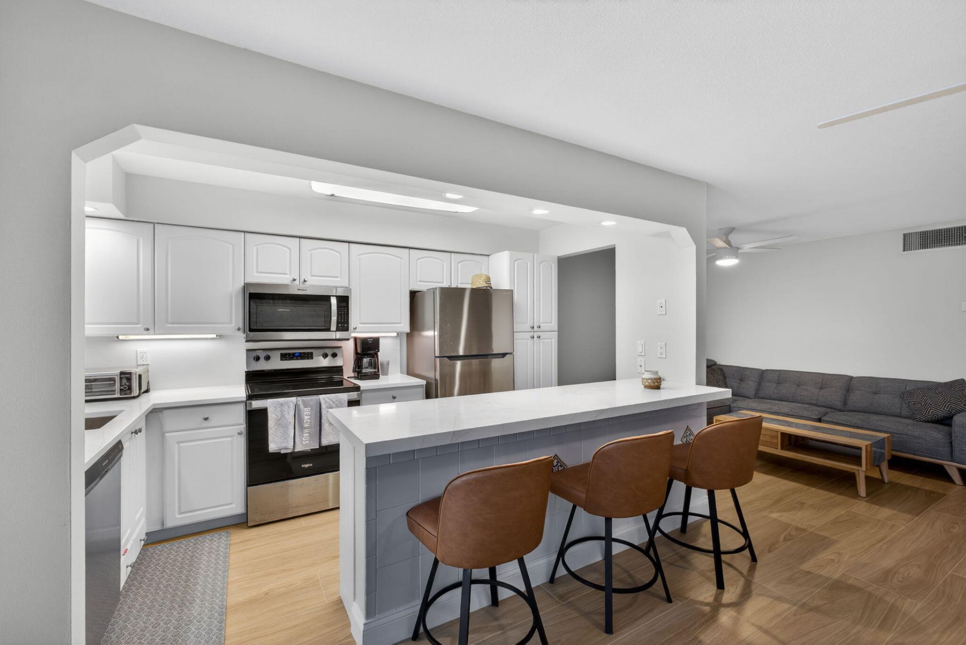 108 Paradise Harbour Boulevard, Unit 305, North Palm Beach, FL 33408 Photo