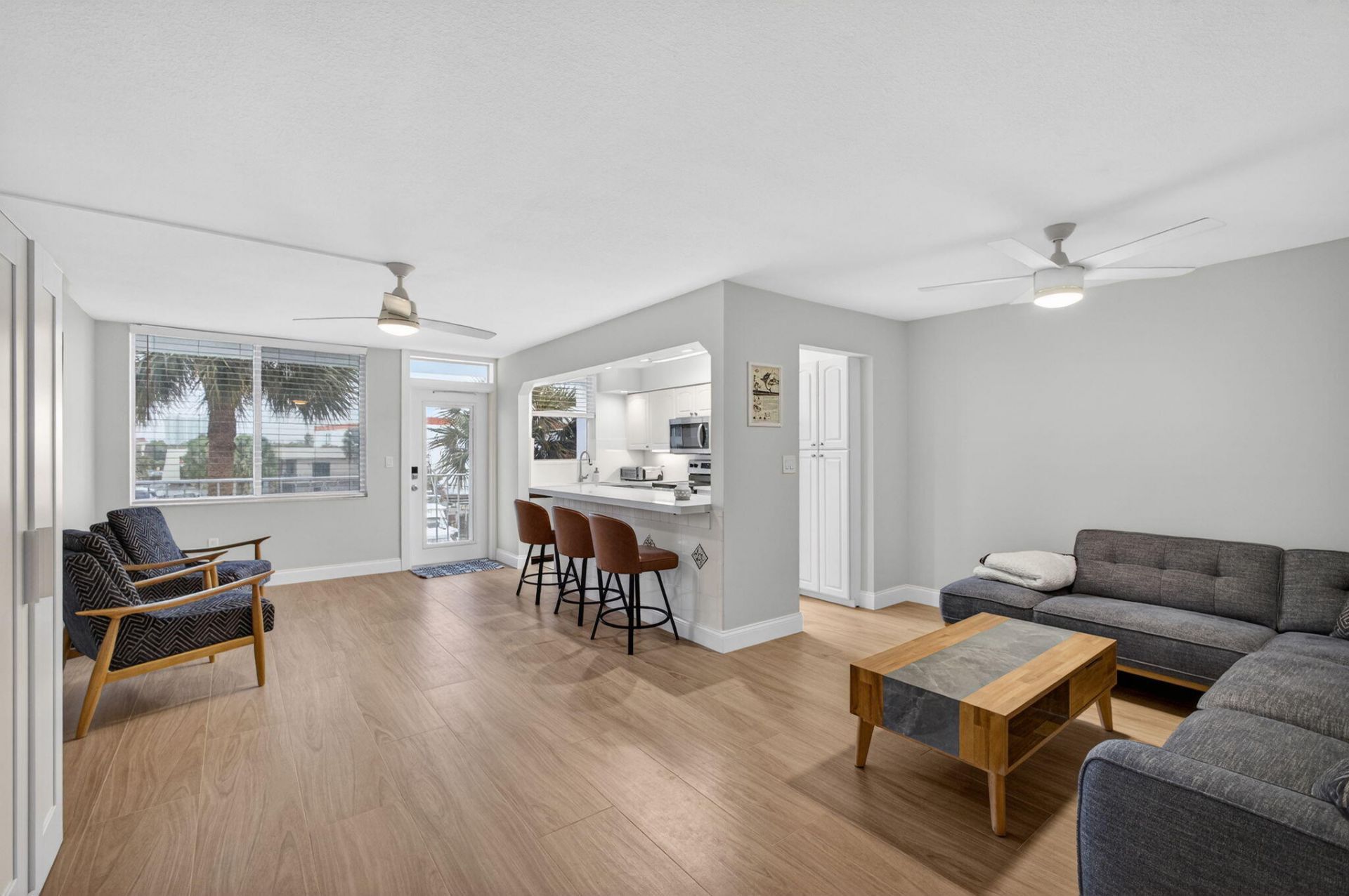 108 Paradise Harbour Boulevard, Unit 305, North Palm Beach, FL 33408 Photo