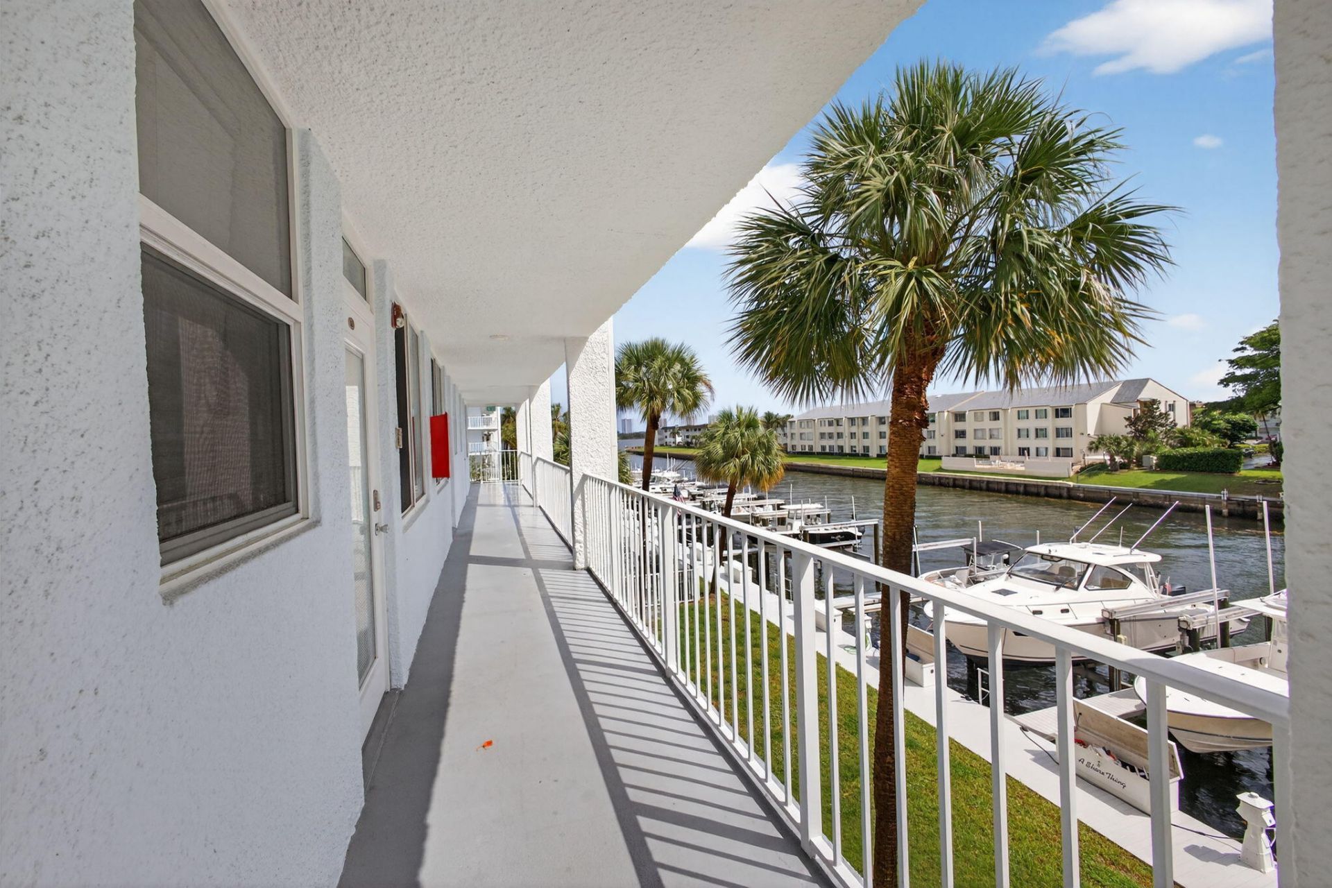 108 Paradise Harbour Boulevard, Unit 305, North Palm Beach, FL 33408 Photo